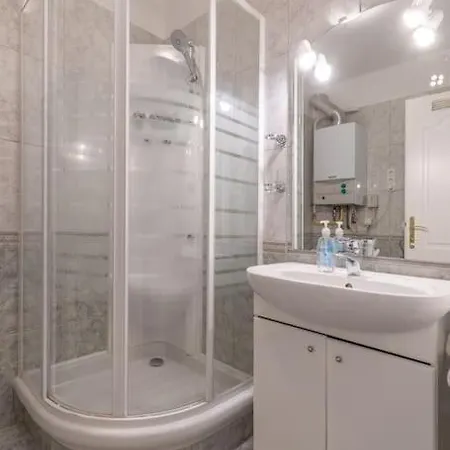 Kek Hullam By Bltn Apartman Siófok