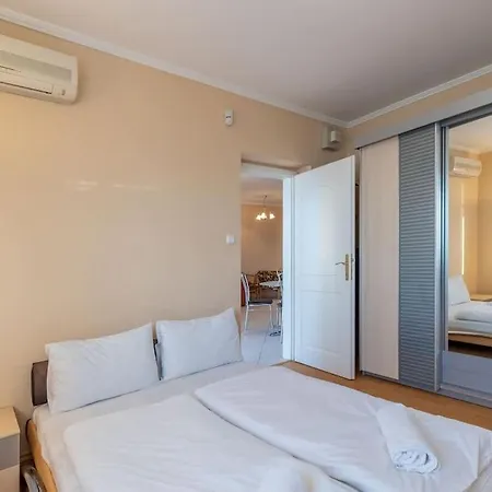 Kek Hullam By Bltn * Siófok