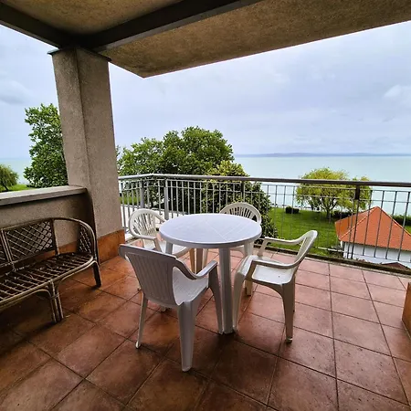 Apartamento Kék Hullám By Bltn Siófok