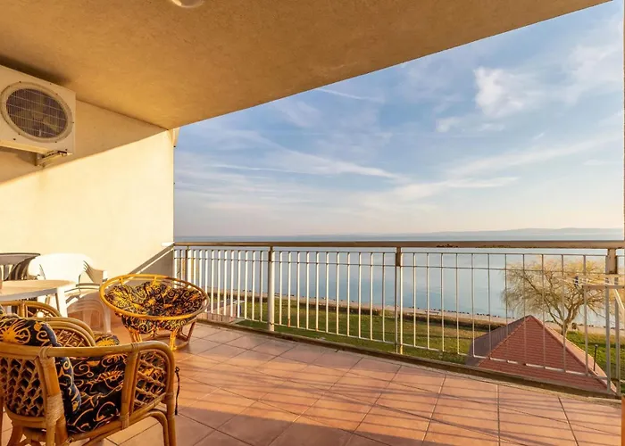 Kek Hullam By Bltn Lejlighed