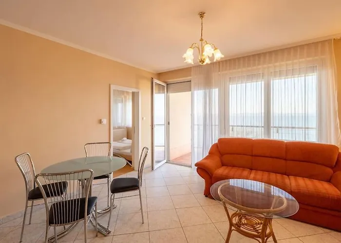 Kek Hullam By Bltn Lejlighed *